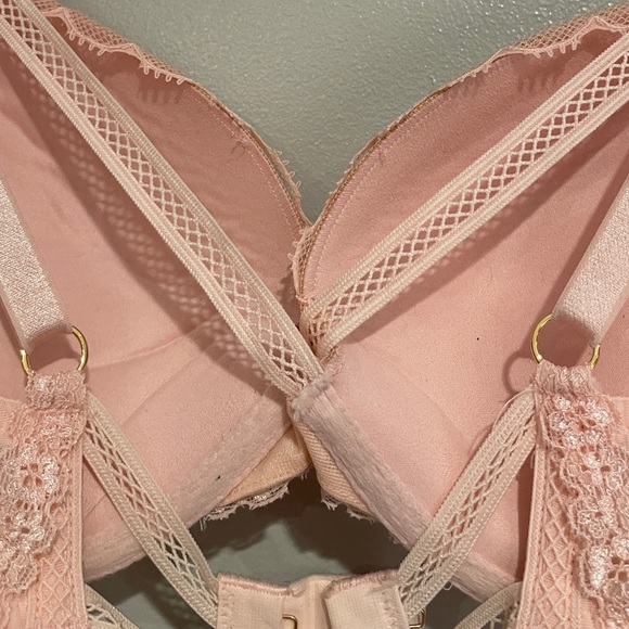 NWOT - Victoria’s Secret Pink Push Up Bra Size 34D - Picture 6 of 11